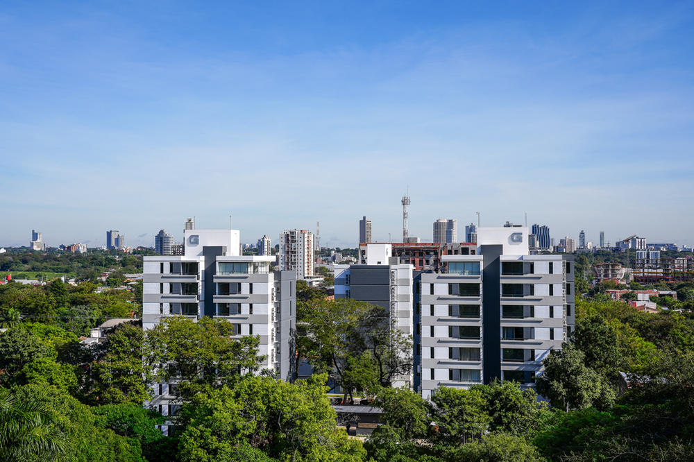 INVURSA inaugura INSIGNIA 06 con 154 departamentos en Asunción