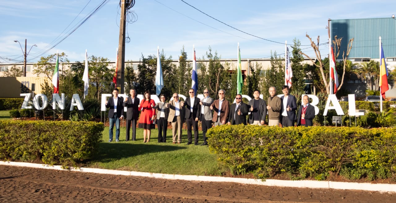 Taiwán y Paraguay fortalecen cooperación en complejo empresarial