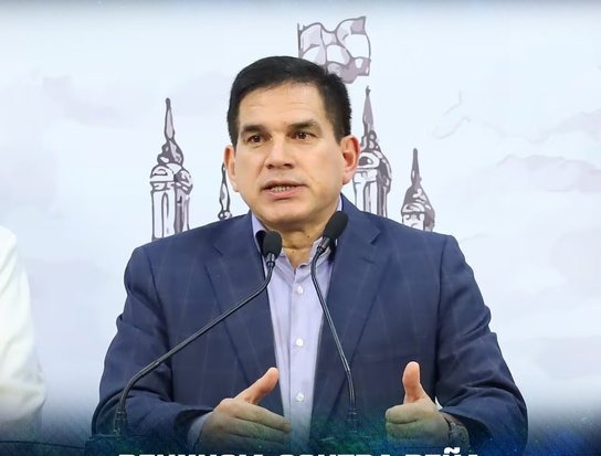 Entregas de viviendas impulsan economía y generan miles de empleos