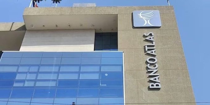 Investigan operaciones inmobiliarias sospechosas en caso Banco Atlas