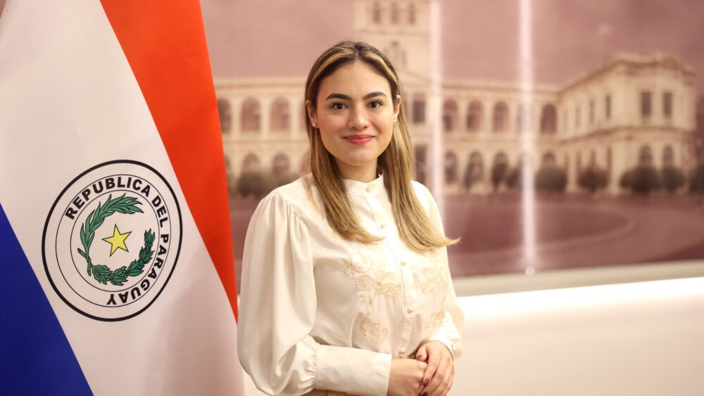 Ministra de Juventud aclara legalidad de compra inmobiliaria en San Bernardino